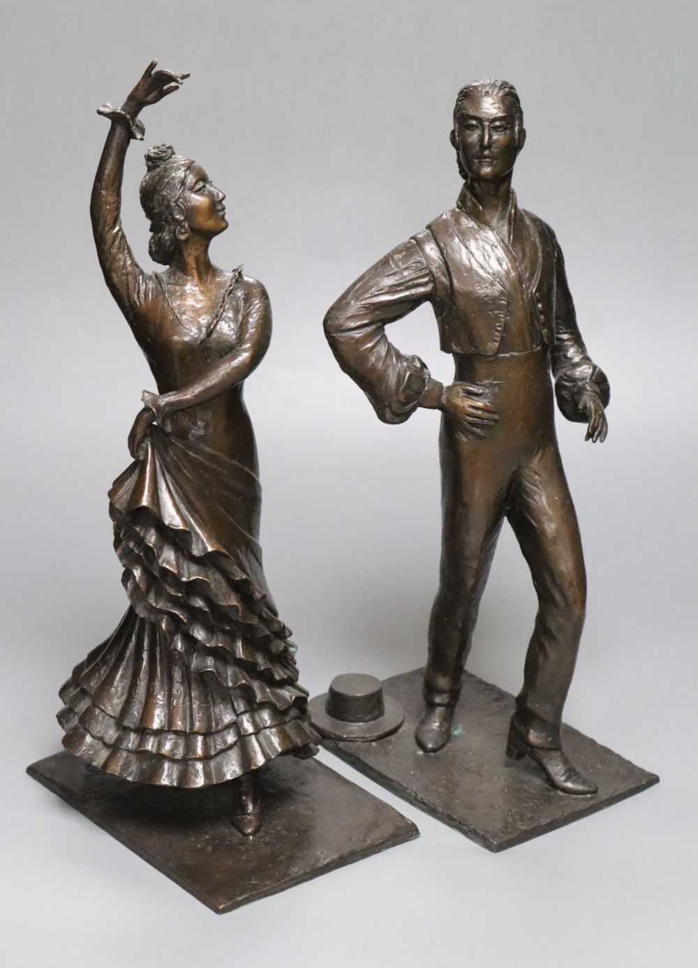 S. Mitchell. A pair of bronze Spanish dancers, dark patination, height 38cm